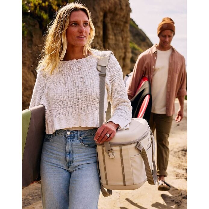 Carryout™ Soft Cooler 15 L - Image 15