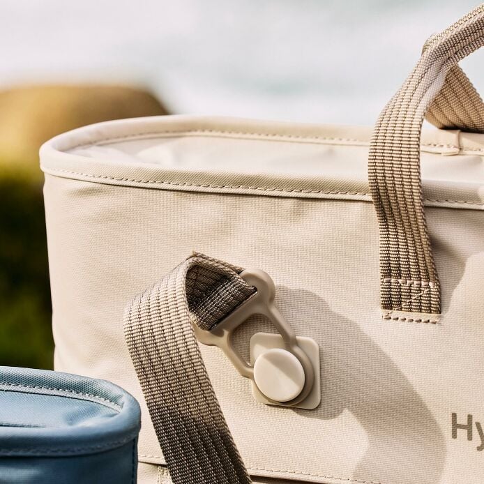 Carryout™ Soft Cooler Tote 20 L - Image 7