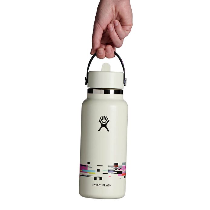 Glitch Collection - 32 oz Bottle with Flex Straw Cap - Image 3