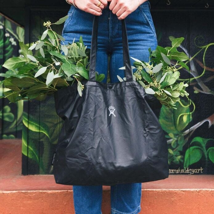 20 L Tag Along Tote - Image 11